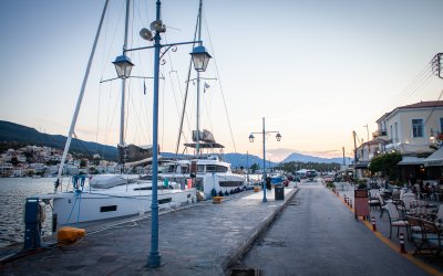 Trip to Greek Islands 2021 | Lens: EF28mm f/1.8 USM (1/160s, f3.5, ISO200)